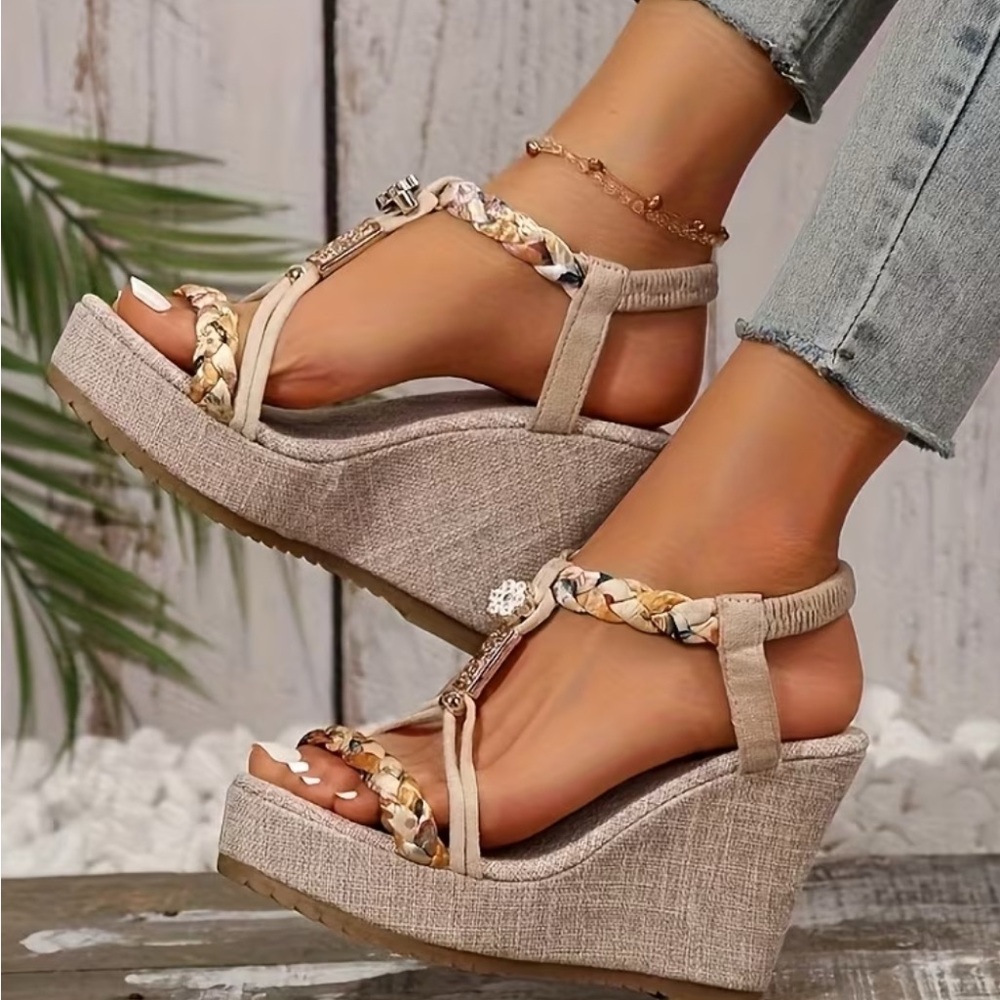 Elegant Tan Wedge Sandals